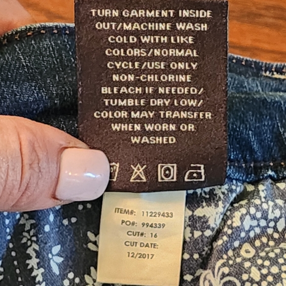 Torrid Premium Medium Wash Jeans Size 12 - Picture 8 of 9